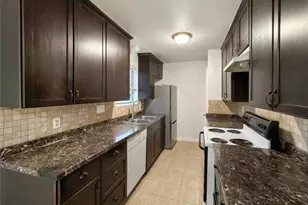 2017 Greenbrook Pkwy, Austin, TX 78723 - Photo 5