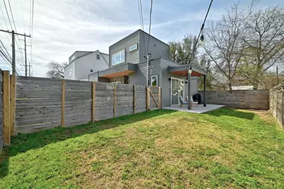 2812 E 4th Street #2, Austin, TX 78702 - Photo 25