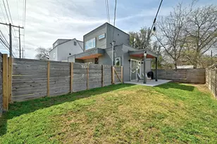 2812 E 4th St, Austin, TX 78702 - Photo 25