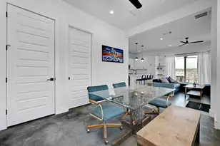 2812 E 4th St, Austin, TX 78702 - Photo 9
