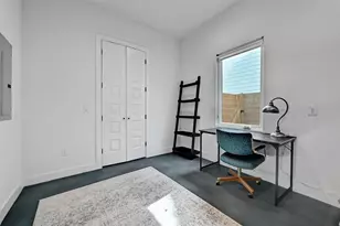 2812 E 4th St, Austin, TX 78702 - Photo 15