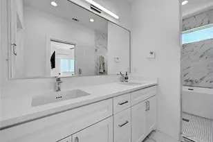 2812 E 4th St, Austin, TX 78702 - Photo 19