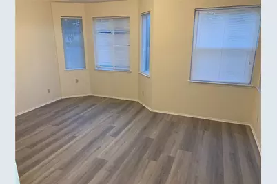 10911 Grassmere Court, Austin, TX 78739 - Photo 11