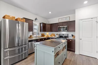 19305 Nathan Scott Way, Manor, TX 78653 - Photo 7