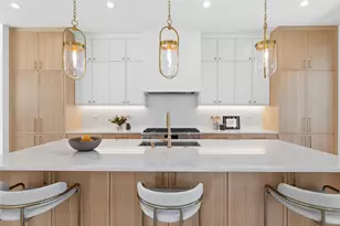 1702 W 30th St, Austin, TX 78703 - Photo 13