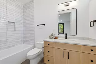 1702 W 30th St, Austin, TX 78703 - Photo 17