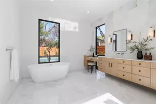 1702 W 30th St, Austin, TX 78703 - Photo 15