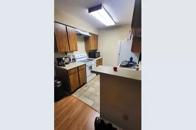 114 E 31st Street #201, Austin, TX 78705 - Photo 5