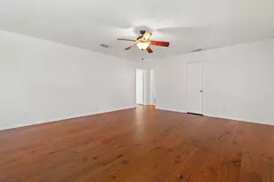 8400 Steamline Cir, Austin, TX 78745 - Photo 17