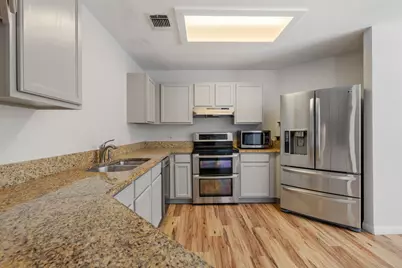 8400 Steamline Circle, Austin, TX 78745 - Photo 9