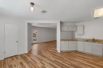 8400 Steamline Circle, Austin, TX 78745 - Photo 11