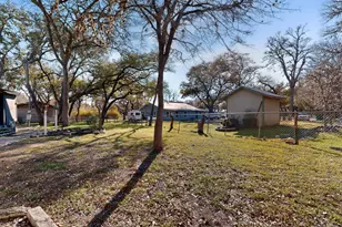 10206 Gail Rd, Austin, TX 78748 - Photo 13