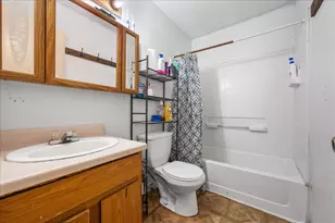 1107 Sturgis St, Taylor, TX 76574 - Photo 13