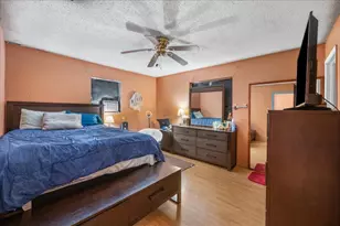 1107 Sturgis St, Taylor, TX 76574 - Photo 17