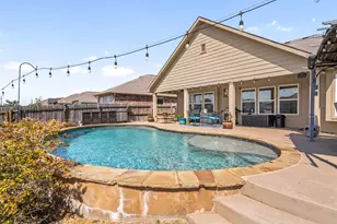 111 Plantain Dr, Hutto, TX 78634 - Photo 31