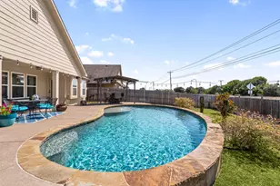 111 Plantain Dr, Hutto, TX 78634 - Photo 29