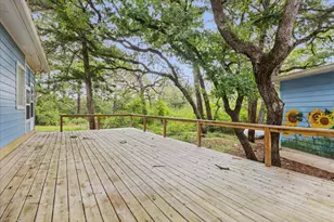 222 Pony Express Dr, Smithville, TX 78957 - Photo 5