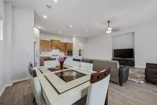 1124 Stetson Hat Trail, Georgetown, TX 78628 - Photo 19