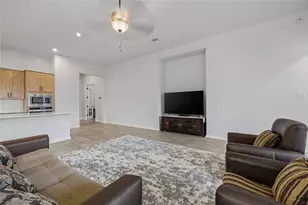 1124 Stetson Hat Trail, Georgetown, TX 78628 - Photo 9