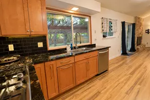 5802 Brook Valley Dr, Austin, TX 78724 - Photo 9