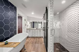 907 W Travis St, Fredericksburg, TX 78624 - Photo 25