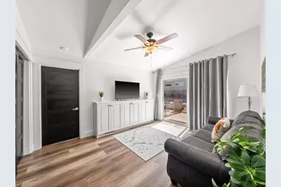 907 W Travis Street, Fredericksburg, TX 78624 - Photo 21