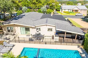 907 W Travis St, Fredericksburg, TX 78624 - Photo 37