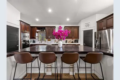 907 W Travis Street, Fredericksburg, TX 78624 - Photo 13