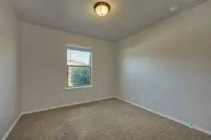 210 Cushman Dr, Kyle, TX 78640 - Photo 17