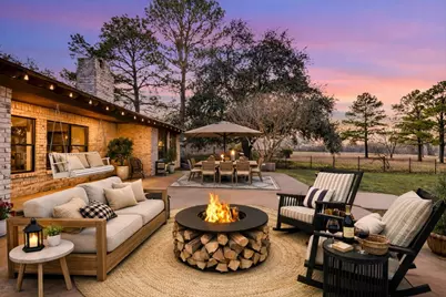 1005 Colorado Street, Smithville, TX 78957 - Photo 5