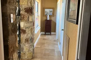 1005 Colorado St, Smithville, TX 78957 - Photo 19