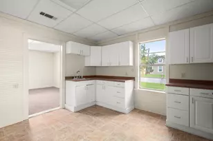 104 W Hall St, Pflugerville, TX 78660 - Photo 7