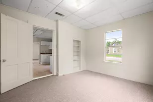 104 W Hall St, Pflugerville, TX 78660 - Photo 9