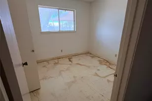 2706 Thrushwood Dr, Austin, TX 78757 - Photo 17