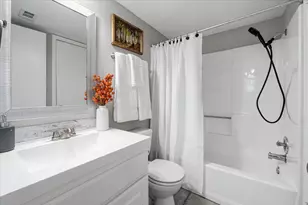 2500 Burleson Rd, Austin, TX 78741 - Photo 15