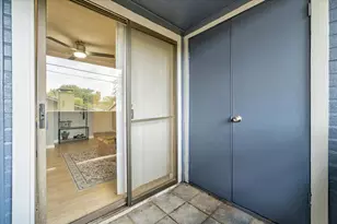 2500 Burleson Rd, Austin, TX 78741 - Photo 19