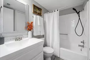 2500 Burleson Rd, Austin, TX 78741 - Photo 15