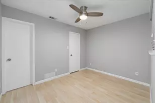 2500 Burleson Rd, Austin, TX 78741 - Photo 11