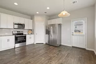 102 Ashford Way, Georgetown, TX 78626 - Photo 9