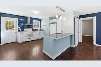 802 N Avenue N, Johnson City, TX 78636 - Photo 9