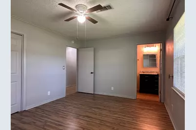 110 Jones Street, Bastrop, TX 78602 - Photo 13