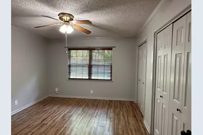 110 Jones Street, Bastrop, TX 78602 - Photo 15