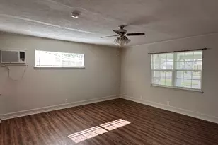 110 Jones St, Bastrop, TX 78602 - Photo 19