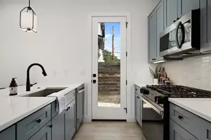 2907 Kuhlman Ave, Austin, TX 78702 - Photo 13