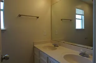 112 Creekside Dr, Hutto, TX 78634 - Photo 5