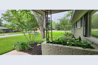 9205 Happy Trail, Austin, TX 78754 - Photo 3