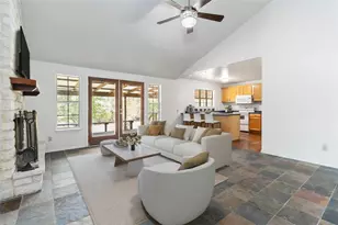 124 Turkey Trail Dr, San Marcos, TX 78666 - Photo 9