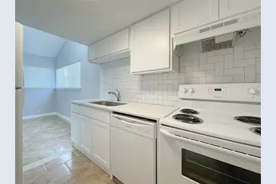 1600 West Avenue #27, Austin, TX 78701 - Photo 5