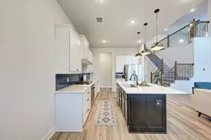 1105 White Daisy Ln, Georgetown, TX 78628 - Photo 11