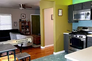 1131 Ebert Ave, Austin, TX 78721 - Photo 3